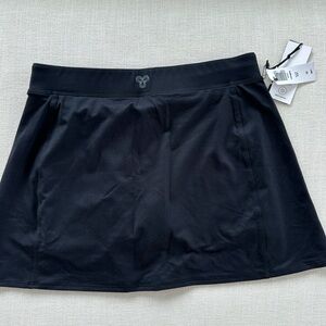 ARITZIA mini tennis skirt